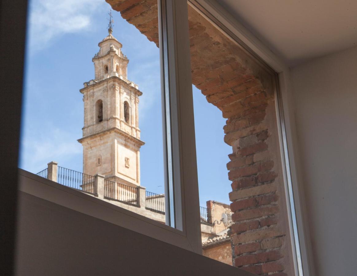 Apartamentos Bocairenthomes, En Pleno Centro De Bocairent, Con Pequena Piscina Y Parking Privado Exterior foto