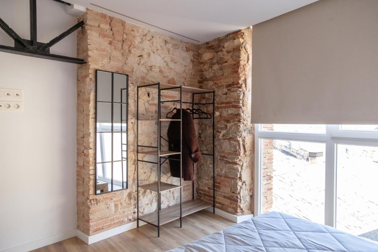 Apartamentos Bocairenthomes, En Pleno Centro De Bocairent, Con Pequena Piscina Y Parking Privado Exterior foto